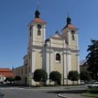 D�stojn� c�rkevn� poh�eb v kostele Chrast s ulo�en�m do hrobu na m�stn�m h�bitov�. Doprava zesnul�ho z Chrudimi  cena od 14 400 K� v�. DPH